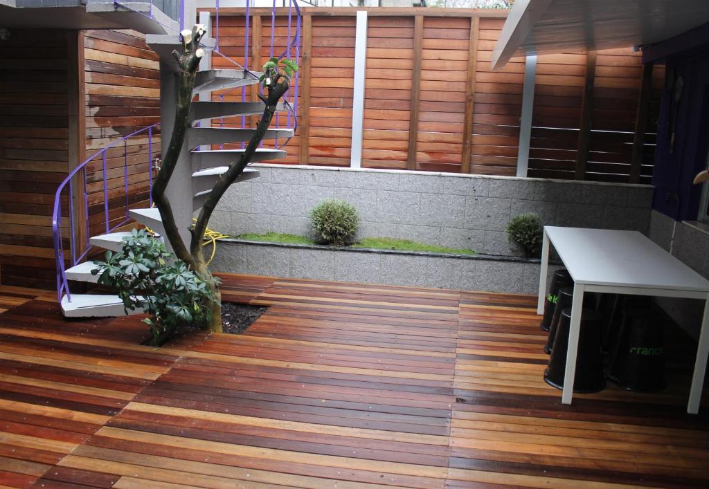 Oporto Excentric Surf / Design Hostel Hostel