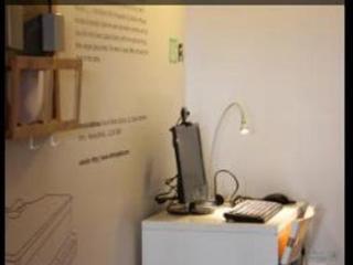 Oporto Excentric Surf / Design Hostel