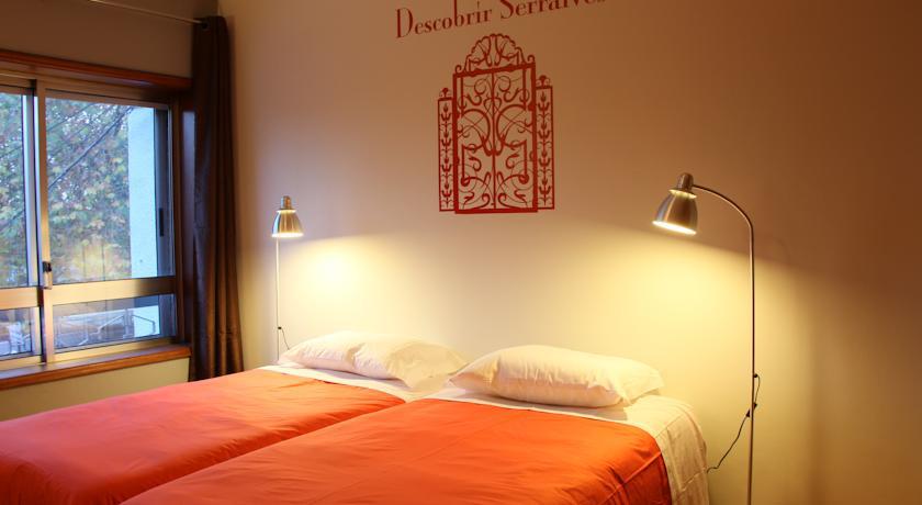 Hostel Oporto Excentric Surf / Design Hostel *